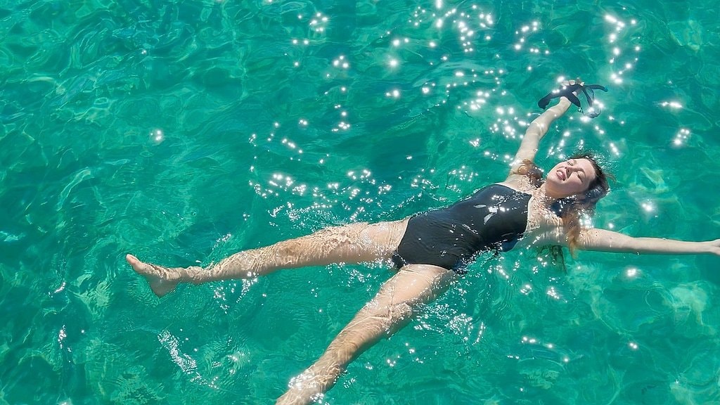 Palma Bay & Illetas Boat Tour with Snorkelling & Swim Stop