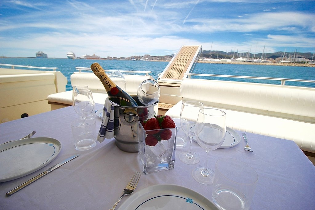 Private Wine Tasting Sail Experience in Mallorca